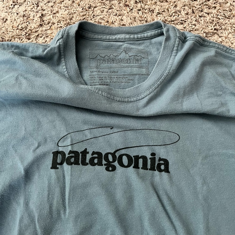 Patagonia Long Sleeve Fly Fishing T-shirt